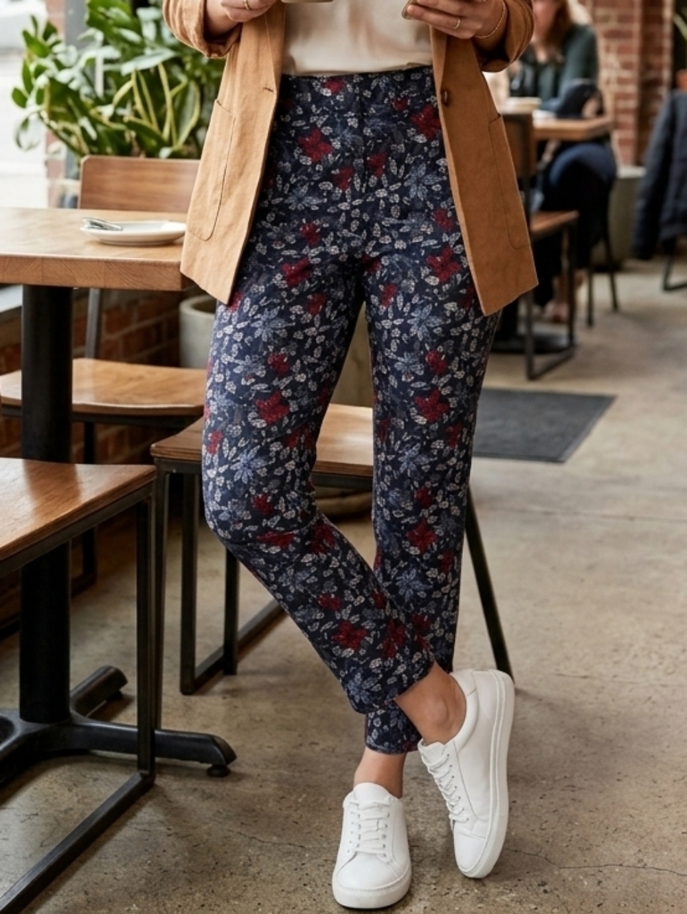 Carolina Belle Montreal Floral‎ Straight Ankle Pants Womens Size 6 Casual Office